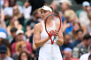 Oto nowa królowa Wimbledonu! 23-latka odniosła największy sukces w karierze. "Bezcenna reakcja" [WIDEO]