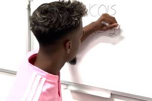 Klub z Premier League wbił szpileczkę FC Barcelonie. Londyńczycy dworują z prezentacji Dembele [WIDEO]