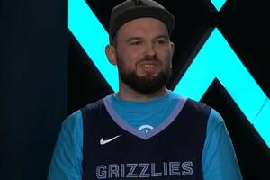 Kto rozegrał najwięcej meczów w Premier League? Podchwytliwe pytanie w teleturnieju "Profesor Sportu" [WIDEO]