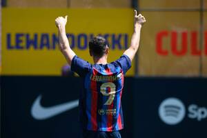 Tak Barcelona może pomóc Lewandowskiemu. "To jest największy błąd Xaviego. Mylna wiara"