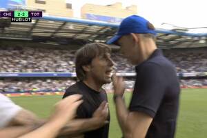 Tuchel i Conte skoczyli sobie do gardeł! Wielkie spięcie między trenerami Chelsea oraz Tottenhamu [WIDEO]