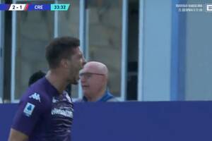 Bramka Luki Jovicia w debiucie we Fiorentinie. Spory pech Łukasza Skorupskiego i porażka Bologny [WIDEO]
