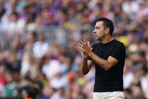 Xavi szykuje rewolucyjne zmiany w składzie. Nowi zawodnicy rozważani do gry na środku obrony