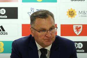 Mocny apel Michniewicza ws. dyskusji o grze Lewandowskiego. "Bzdura totalna. Warto, by z tym skończyć"