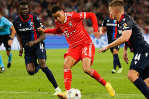 Media: Sensacyjny transfer Jamala Musiali? Gigant z Premier League zainteresowany piłkarzem Bayernu