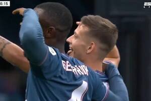 Sebastian Szymański z ważnym golem w Eredivisie! Polak przebiegł sam niemal pół boiska [WIDEO]