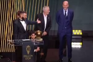 "Skąpani w złocie". Karim Benzema i Alexia Putellas zdominowali okładki hiszpańskich dzienników