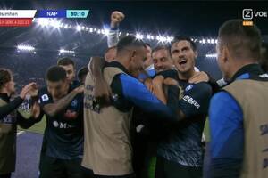 Napoli lepsze w hicie Serie A. Problemy zdrowotne reprezentanta Polski, kluczowy gol Osimhena [WIDEO]