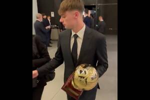 Nicola Zalewski odebrał nagrodę Golden Boy Web. Specjalne podziękowania dla Mourinho. "Jest jak drugi tata"