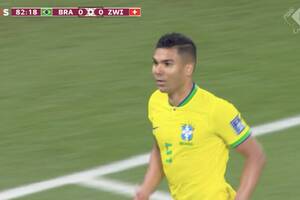 Brazylia skruszyła szwajcarski mur! Piękna akcja "Canarinhos", Casemiro bohaterem [WIDEO]
