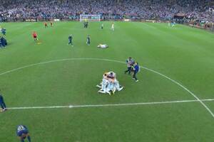 ARGENTYŃCZYCY NOWYMI MISTRZAMI ŚWIATA! NIESAMOWITY FINAŁ MUNDIALU, KOSMICZNY MECZ MESSIEGO I MBAPPE [WIDEO]