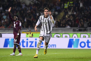 Giganci z Premier League zainteresowani Dusanem Vlahoviciem. Juventus wycenił napastnika