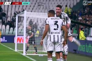Juventus awansował do półfinału Pucharu Włoch! Turyńczycy lepsi od Lazio [WIDEO]