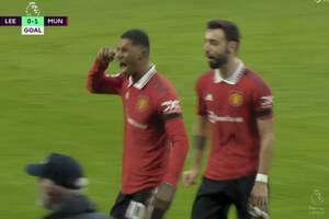 Piorunująca końcówka Manchesteru United! "Czerwone Diabły" zrewanżowały się Leeds [WIDEO]