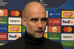 "Może w rewanżu zagram dziewięcioma napastnikami?". Guardiola kpi z zarzutów o brak zmian [WIDEO]