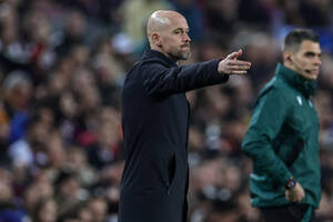 Erik ten Hag grzmi po blamażu Manchesteru United. Jest wściekły na piłkarzy. "To było nieprofesjonalne"