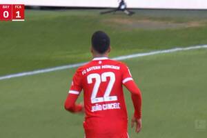 Debiutancki gol Cancelo, asysta przewrotką Mane! Gikiewicz nie zatrzymał Bayernu Monachium [WIDEO]