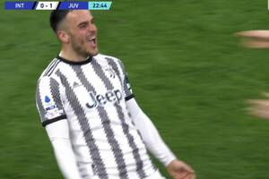 Juventus pokonał Inter w meczu kolejki Serie A. Dobry występ Szczęsnego i czyste konto Polaka [WIDEO]