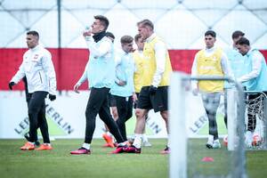 Zieliński, Lewandowski i długo nikt. W ofensywie reprezentacji Polski wcale nie jest tak kolorowo