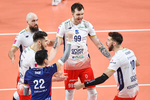 Polski finał w Lidze Mistrzów! ZAKSA Kędzierzyn-Koźle dała koncert i wygrała na terenie giganta! [WIDEO]