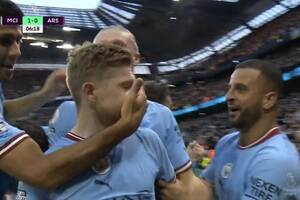 Deklasacja w meczu na szczycie Premier League! Koncert De Bruyne i Haalanda, City coraz bliżej tytułu! [WIDEO]