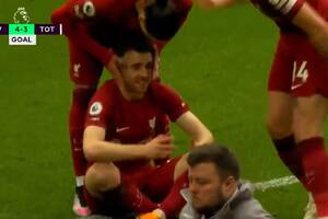 Siedem goli i niesamowita końcówka hitu Premier League! Liverpool rzutem na taśmę pokonał Tottenham! [WIDEO]