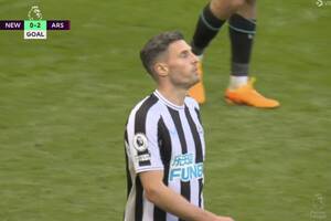 Arsenal nie odpuszcza walki o mistrzostwo Anglii! Wygrana w hicie kolejki, dobry mecz Kiwiora [WIDEO]