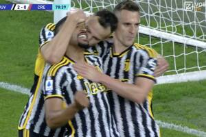 Juventus przełamał opór Cremonese. Wygrana "Starej Damy" w cieniu kolejnej poważnej kontuzji [WIDEO]