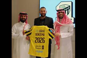 "Nowy tygrys będzie ryczał". Karim Benzema już oficjalnie w Al-Ittihad! [WIDEO]