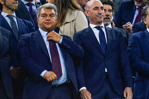 FC Barcelona straci spore pieniądze. Kolejne kłopoty "Blaugrany", Laporta szuka rozwiązania