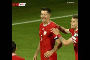 Lewandowski ma swojego gola z Mołdawią! Historyczna bramka dla reprezentacji Polski [WIDEO]