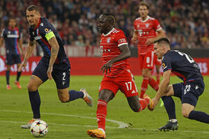 "Boli mnie to. Mogłem pomóc zespołowi". Gorzkie słowa Sadio Mane o odejściu z Bayernu
