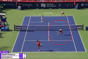 Coco Gauff ustrzeliła serwisem gwiazdę WTA. Amerykański duet gra dalej w deblu [WIDEO]