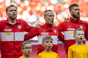 "Mogę wrócić i zagrać". Góralski poleca się w miejsce Krychowiaka. Wcześniej atakował selekcjonera