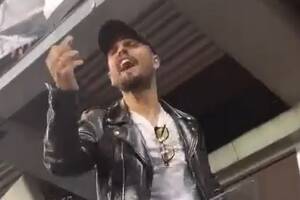 "P***dol się". Lorenzo Insigne starł się z lokalnym kibicem [WIDEO]