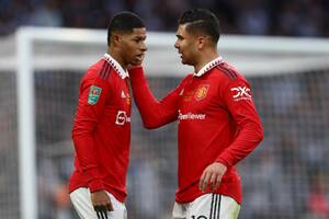 Pożar w United. Problemy Ten Haga, liderzy masowo zawodzą. "Nie nadąża, spóźniony, fauluje"