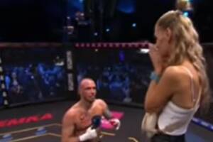 Oświadczyny w oktagonie. Niecodzienna sytuacja podczas polskiej gali MMA [ZDJĘCIE]