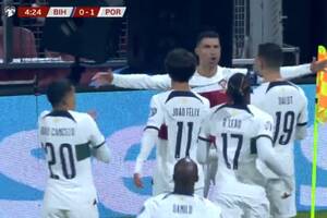 Portugalia zmiażdżyła kolejnych rywali! Deklasacja, pięć goli do przerwy i dublet Cristiano Ronaldo [WIDEO]