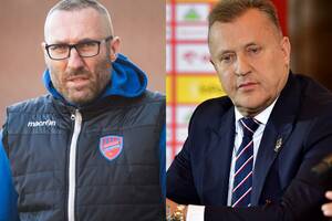 "Papszun nie chce mieć nic wspólnego z PZPN-em". Włodarczyk podał szczegóły. Wymowny gest trenera