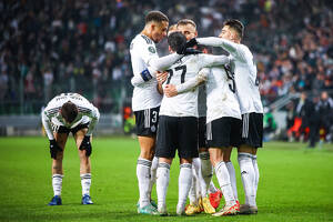 Oceny po meczu Legia Warszawa - AZ Alkmaar. Magik w pomocy, profesor w obronie. "Praktycznie bezbłędny"