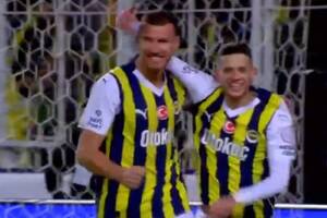 Genialny występ Sebastiana Szymańskiego! Gol i dwie asysty w 45 minut, Polak szaleje [WIDEO]