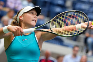 Szok! Czołowa tenisistka rozniesiona przez 16-latkę w Australian Open! Ugrała… dwa gemy