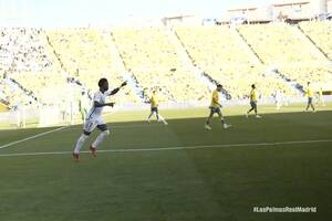 Real Madryt znów odrobił straty w La Liga! Vinicius i Tchouameni bohaterami "Królewskich" [WIDEO]