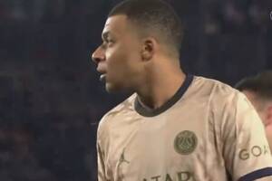 Kylian Mbappe zmarnował karnego, a później zapewnił zwycięstwo! PSG pędzi po mistrzostwo Francji [WIDEO]