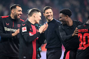 Bayer Leverkusen pędzi po mistrzostwo Niemiec! Wielkie zwycięstwo w szalonym meczu [WIDEO]