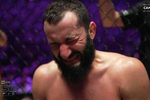 Dramat Mameda Chalidowa w walce wieczoru na KSW! Tomasz Adamek zwyciężył przez kontuzję rywala! [WIDEO]