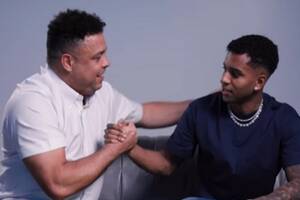 Rodrygo znowu to zrobił. Zaskakujące zachowanie wobec legendarnego Ronaldo [WIDEO]