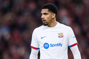 Tyle trzeba zapłacić za Ronalda Araujo. FC Barcelona czeka na astronomiczną ofertę