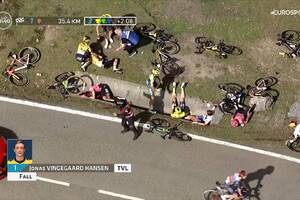 Potężny wypadek na Wyścigu Dookoła Kraju Basków. Dramat najlepszych kolarzy świata [WIDEO]