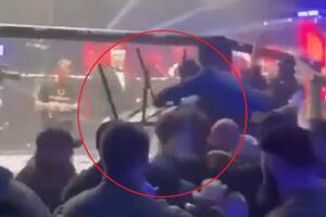 Fighter zaatakował ring girl. Kibice ruszyli na niego z pięściami [WIDEO]
